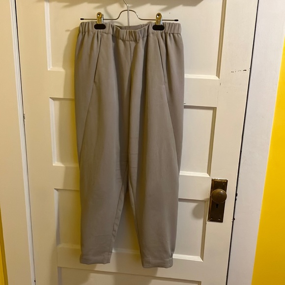 Aritzia Pants - Aritzia Babaton Light Grey Dexter Pants
